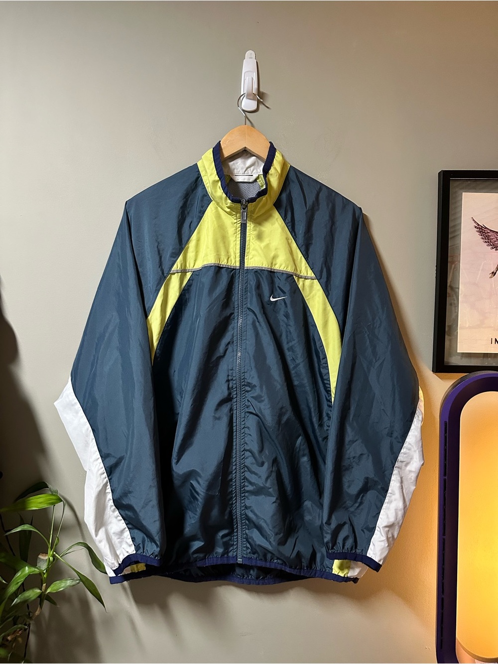 Nike Vintage Men’s Navy & Yellow Windbreaker Jacket